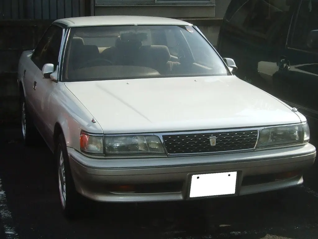 Toyota Chaser (GX81, JZX81, MX83, SX80, LX80) 4 поколение, рестайлинг, седан (07.1990 - 09.1992)